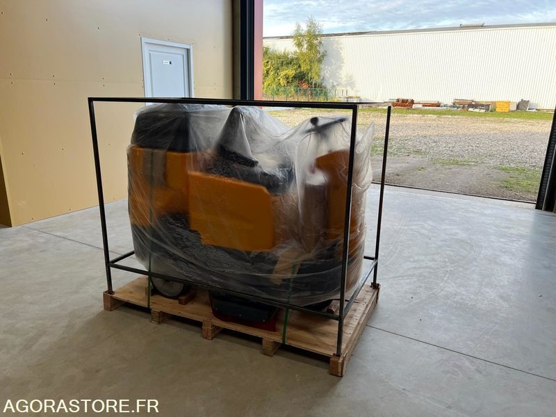 Autolaveuse Hippo AR-X9 NEUVE - Podlahový mycí stroj: obrázek 3 Autolaveuse Hippo AR-X9 NEUVE - Podlahový mycí stroj: obrázek 3