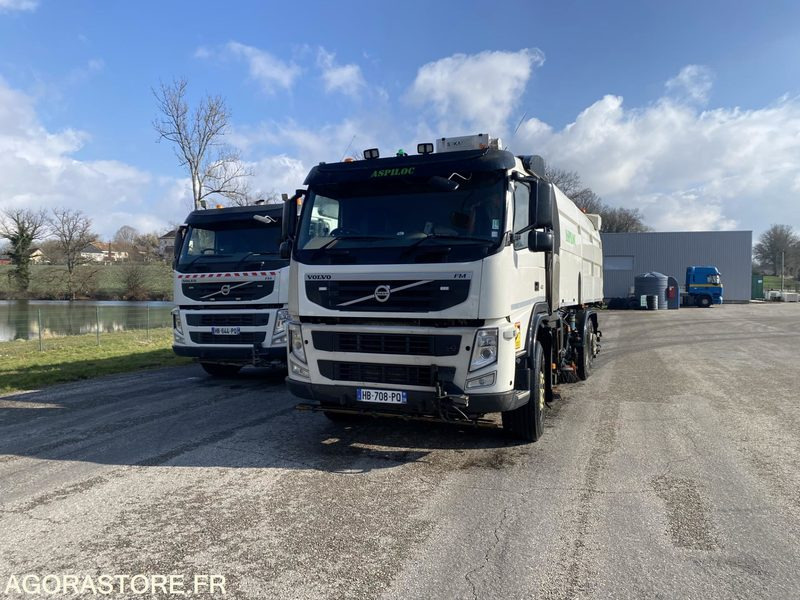 BALAYEUSE VOLVO BLANC 6 ROUES - ANNEE 2013 - 245000KMS - Zametací vůz: obrázek 2 BALAYEUSE VOLVO BLANC 6 ROUES - ANNEE 2013 - 245000KMS - Zametací vůz: obrázek 2