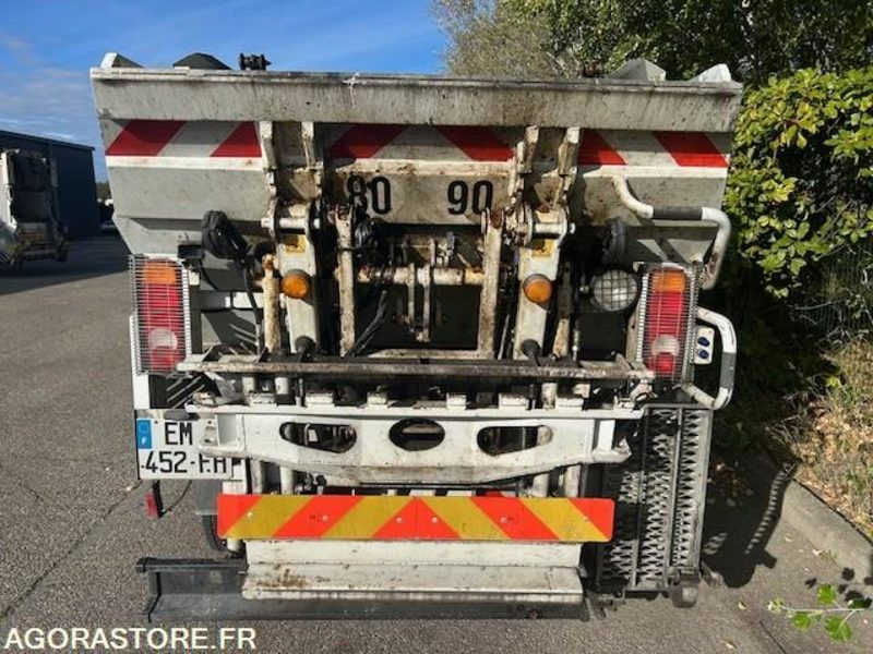 BOM 4.5t Renault Maxity - Vůz na odvoz odpadků: obrázek 4 BOM 4.5t Renault Maxity - Vůz na odvoz odpadků: obrázek 4