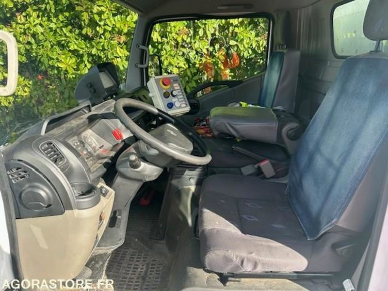 BOM 4.5t Renault Maxity - Vůz na odvoz odpadků: obrázek 5 BOM 4.5t Renault Maxity - Vůz na odvoz odpadků: obrázek 5