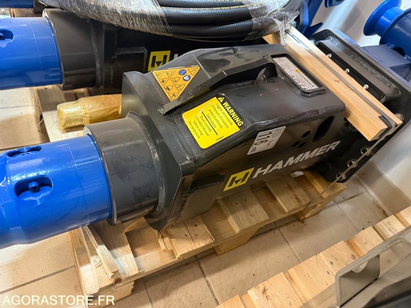 BRH HAMMER SB 300 Pelles de 4.5T - 8.5T NEUF - Hydraulické kladivo: obrázek 2 BRH HAMMER SB 300 Pelles de 4.5T - 8.5T NEUF - Hydraulické kladivo: obrázek 2