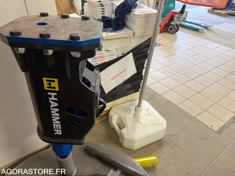 BRH HAMMER SB 70 Pelles de 500kg - 1.6T NEUF - Hydraulické kladivo: obrázek 2 BRH HAMMER SB 70 Pelles de 500kg - 1.6T NEUF - Hydraulické kladivo: obrázek 2