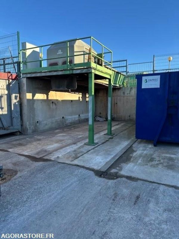 BROYEUR FIXE HANTSCH M2A 1400 2205h - Krmný míchací vůz: obrázek 1 BROYEUR FIXE HANTSCH M2A 1400 2205h - Krmný míchací vůz: obrázek 1