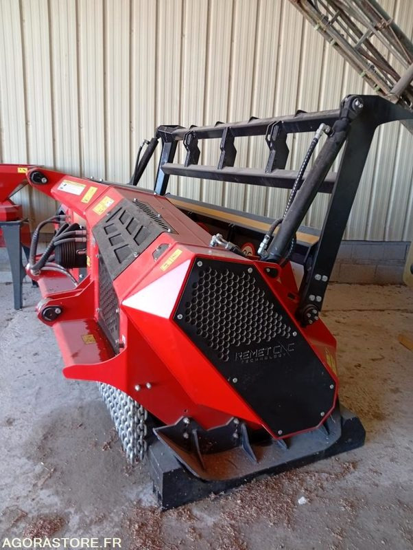 BROYEUR FORESTIER REMET CNC F5-225 - Lesní mulčovač: obrázek 1 BROYEUR FORESTIER REMET CNC F5-225 - Lesní mulčovač: obrázek 1
