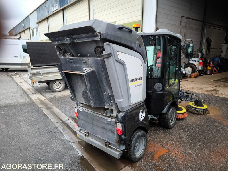 Balayeuse KARCHER MIC 34C 558 heures 2019 - Zametací vůz: obrázek 3 Balayeuse KARCHER MIC 34C 558 heures 2019 - Zametací vůz: obrázek 3