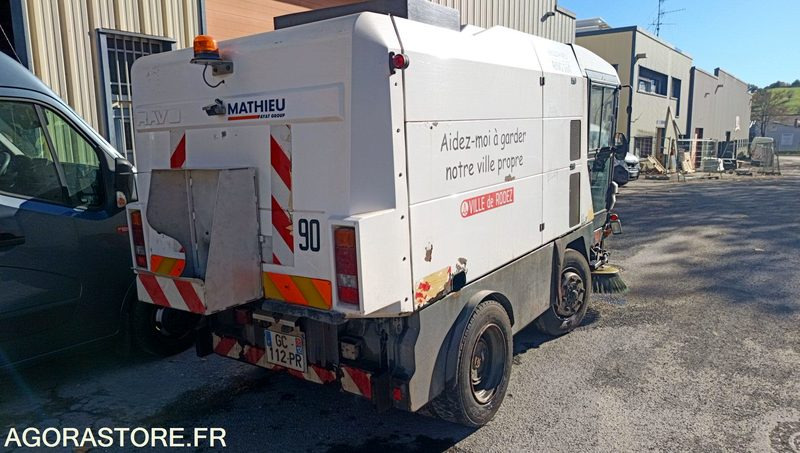 Balayeuse - Mathieu Ravo 560 - 2008 - 894640km - Zametací vůz: obrázek 2 Balayeuse - Mathieu Ravo 560 - 2008 - 894640km - Zametací vůz: obrázek 2