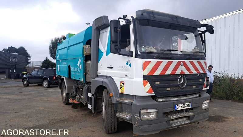 Balayeuse chantier MERCEDES 1833 - 264635KM - 2011 - Zametací vůz: obrázek 2 Balayeuse chantier MERCEDES 1833 - 264635KM - 2011 - Zametací vůz: obrázek 2