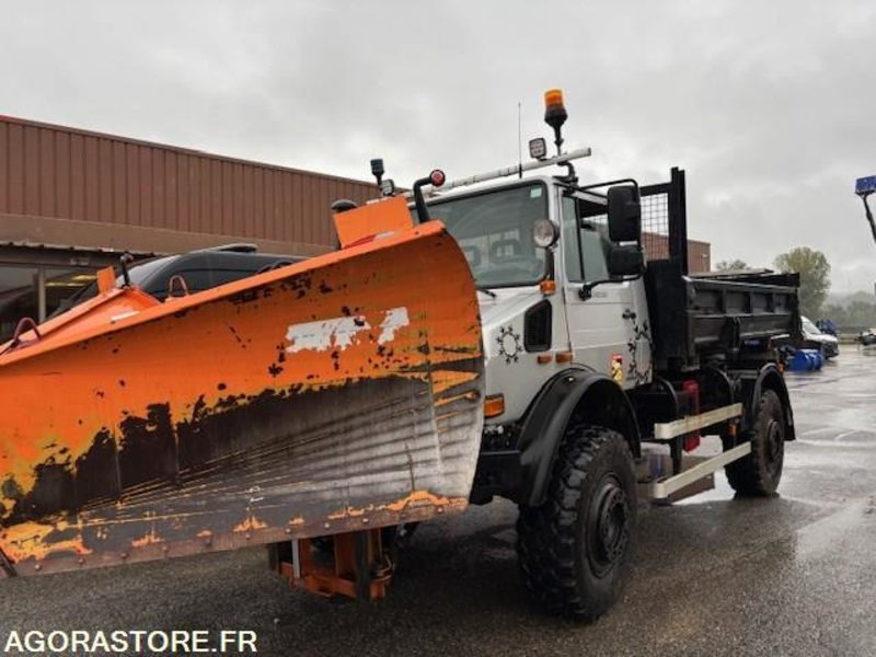 CAMION 4X4 MERCEDES UNIMOG U5000 2009 62289 KM 4667 HEURES + ETRAV SICOMETAL GM1 - Vozidlo pro zimní údržbu: obrázek 1 CAMION 4X4 MERCEDES UNIMOG U5000 2009 62289 KM 4667 HEURES + ETRAV SICOMETAL GM1 - Vozidlo pro zimní údržbu: obrázek 1