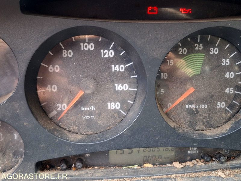 CAMION BENNE IVECO DAILY - Dodávka sklápěč: obrázek 4 CAMION BENNE IVECO DAILY - Dodávka sklápěč: obrázek 4