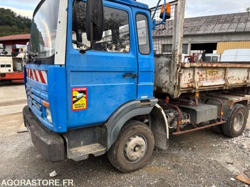 CAMION BENNE (TRI-BENNE) RENAULT S120 MIDLINER 1991 221000 KM - Sklápěč: obrázek 2 CAMION BENNE (TRI-BENNE) RENAULT S120 MIDLINER 1991 221000 KM - Sklápěč: obrázek 2
