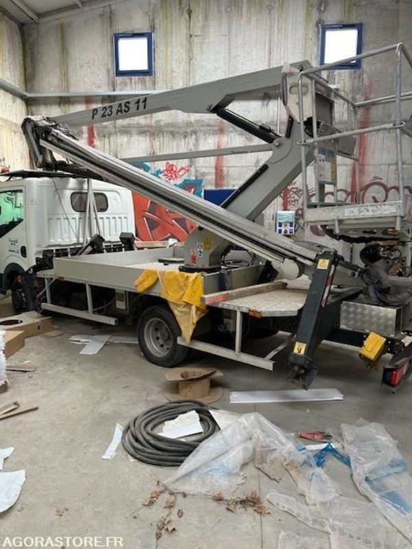 CAMION NACELLE NISSAN IMER P 23 AS 11 2013 20 000 KM - Autoplošina: obrázek 1 CAMION NACELLE NISSAN IMER P 23 AS 11 2013 20 000 KM - Autoplošina: obrázek 1