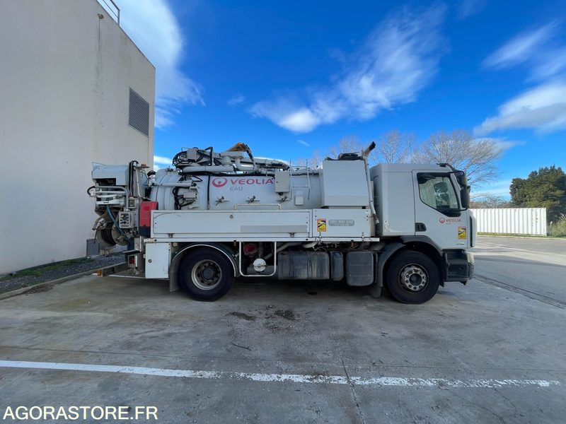 CAMION RENAULT19 HYDROCURER HUWER - 2018 / 341 258 KM - Čistič odpadových jam: obrázek 2 CAMION RENAULT19 HYDROCURER HUWER - 2018 / 341 258 KM - Čistič odpadových jam: obrázek 2