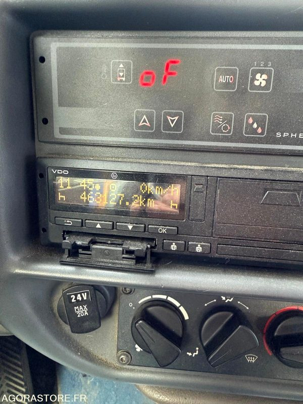 CAR-IRISBUS-CROSSWAY-N° 12224 (1092) MEC-2009/3948328 KM- EL078QW - Školní autobus: obrázek 4 CAR-IRISBUS-CROSSWAY-N° 12224 (1092) MEC-2009/3948328 KM- EL078QW - Školní autobus: obrázek 4