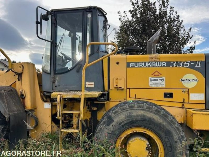 CHARGEUSE FURUKAWA 335 - 2000 - 5800 HEURES - Nakladač: obrázek 2 CHARGEUSE FURUKAWA 335 - 2000 - 5800 HEURES - Nakladač: obrázek 2