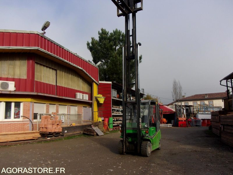CHARIOT ÉLÉVATEUR 3 TONNES POSITIONNEUR DE FOURCHES ELECTRIQUE CESAB - Elektrický vysokozdvižný vozík: obrázek 3 CHARIOT ÉLÉVATEUR 3 TONNES POSITIONNEUR DE FOURCHES ELECTRIQUE CESAB - Elektrický vysokozdvižný vozík: obrázek 3