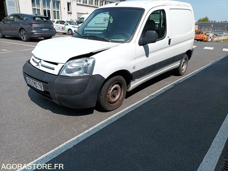 CITROEN Berlingo - 423 CMQ 78 - Malá dodávka: obrázek 2 CITROEN Berlingo - 423 CMQ 78 - Malá dodávka: obrázek 2
