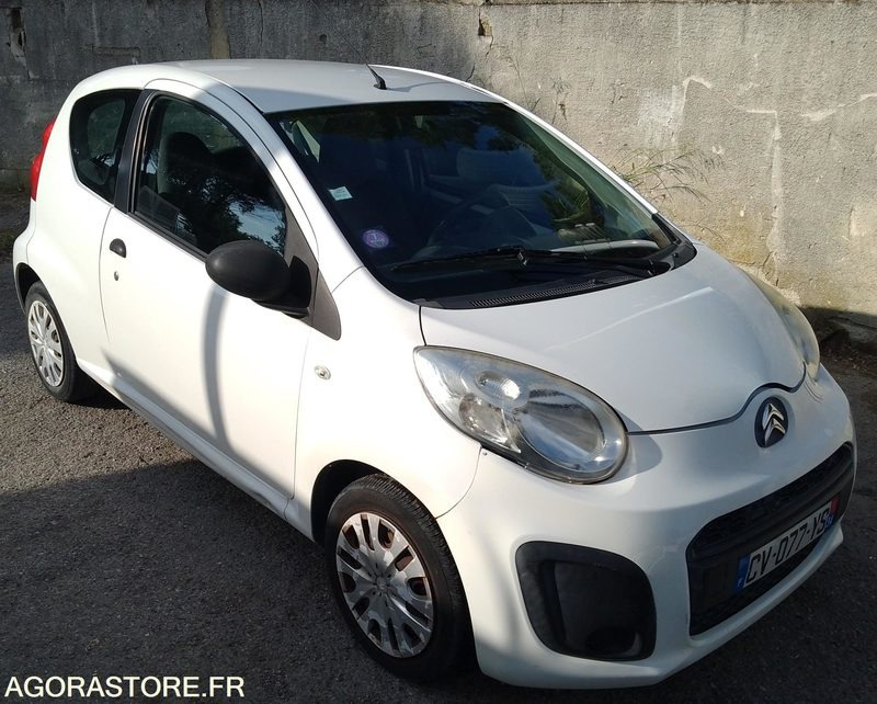CITROEN C1 69693 kms 2013 - Osobní auto: obrázek 2 CITROEN C1 69693 kms 2013 - Osobní auto: obrázek 2