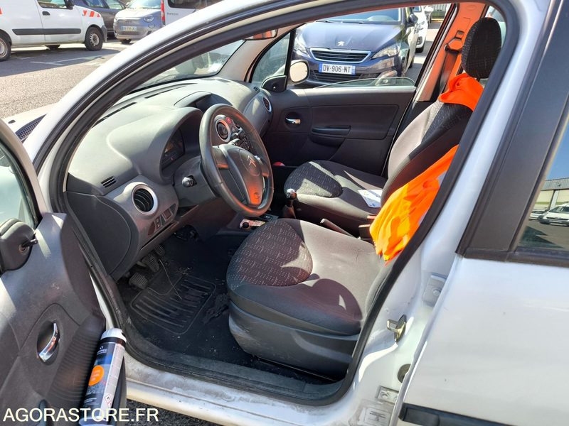 CITROEN C3 166786 kms 2006 - Osobní auto: obrázek 4 CITROEN C3 166786 kms 2006 - Osobní auto: obrázek 4