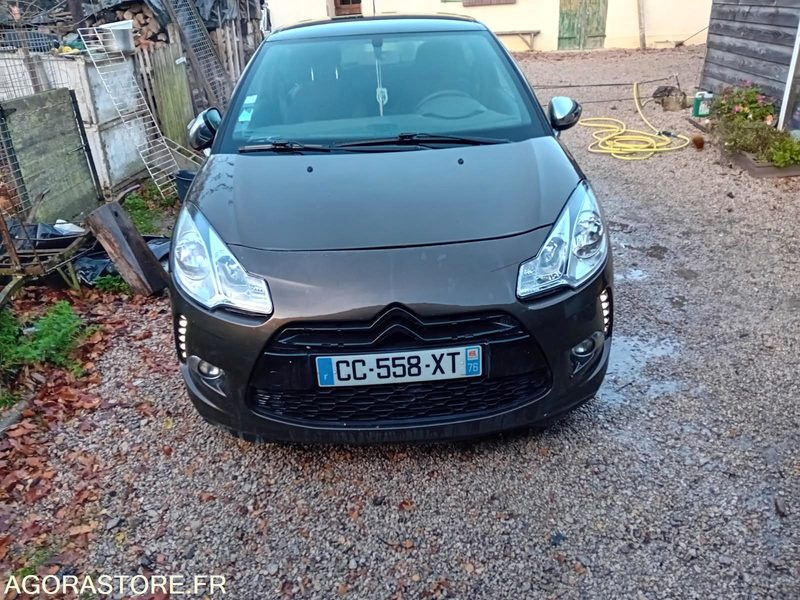 CITROEN DS3 - Osobní auto: obrázek 4 CITROEN DS3 - Osobní auto: obrázek 4
