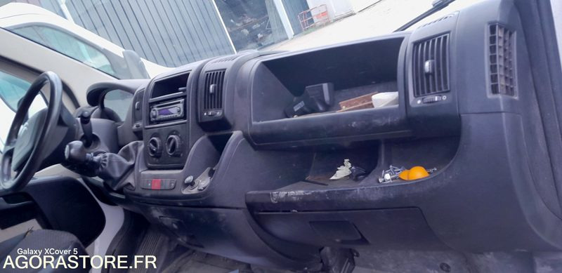 CITROEN JUMPER 99150kms 2016 - Furgon: obrázek 4 CITROEN JUMPER 99150kms 2016 - Furgon: obrázek 4