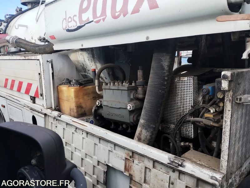 Camion 19t Hydrocureur Renault Premium 320 dci – équipement Huwer - Čistič odpadových jam: obrázek 3 Camion 19t Hydrocureur Renault Premium 320 dci – équipement Huwer - Čistič odpadových jam: obrázek 3