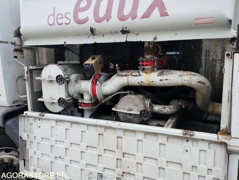 Camion 19t Hydrocureur Renault Premium 320 dci – équipement Huwer - Čistič odpadových jam: obrázek 5 Camion 19t Hydrocureur Renault Premium 320 dci – équipement Huwer - Čistič odpadových jam: obrázek 5
