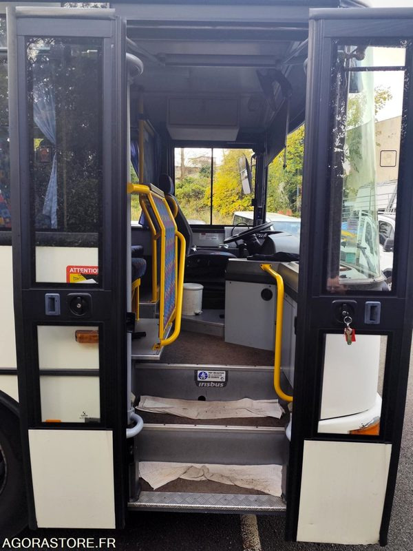 Car Irisbus Recreo 205600kms 2005 60 places - Školní autobus: obrázek 5 Car Irisbus Recreo 205600kms 2005 60 places - Školní autobus: obrázek 5