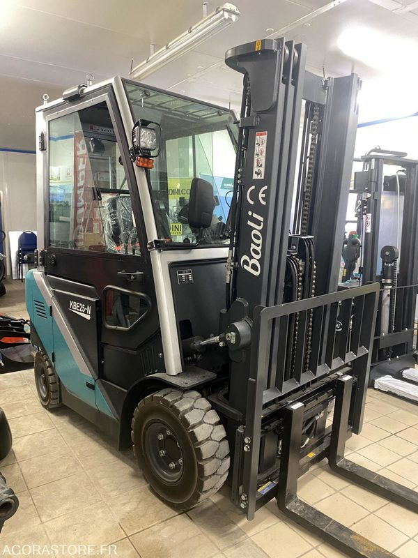 Chariot élévateur BAOLI KBE25N 2T5 ELECTRIQUE CABINE - Elektrický vysokozdvižný vozík: obrázek 3 Chariot élévateur BAOLI KBE25N 2T5 ELECTRIQUE CABINE - Elektrický vysokozdvižný vozík: obrázek 3