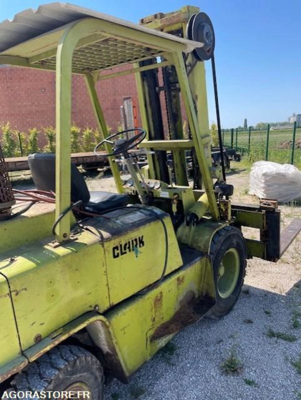 Chariot elevateur Clark 3.5 T - Dieselový vysokozdvižný vozík: obrázek 4 Chariot elevateur Clark 3.5 T - Dieselový vysokozdvižný vozík: obrázek 4