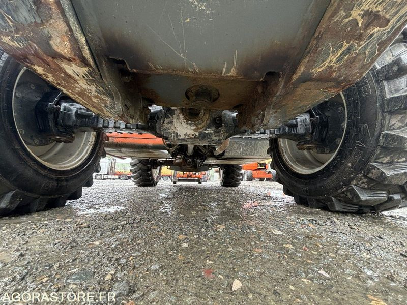 Teleskopický manipulátor Chariot télescopique JLG 3512: obrázek 13