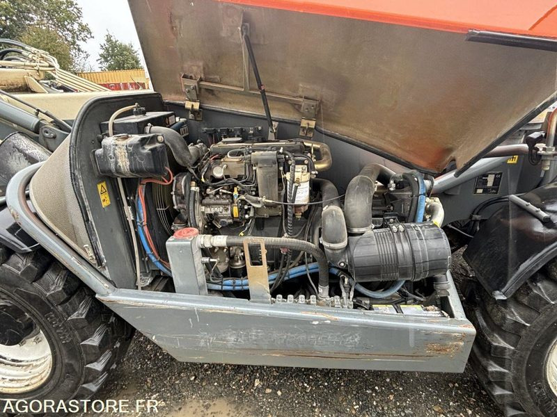 Teleskopický manipulátor Chariot télescopique JLG 3512: obrázek 16