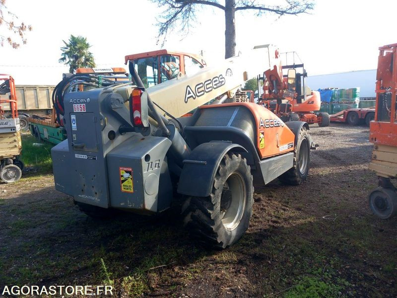 Chariot télescopique JLG 4013 - Teleskopický manipulátor: obrázek 4 Chariot télescopique JLG 4013 - Teleskopický manipulátor: obrázek 4