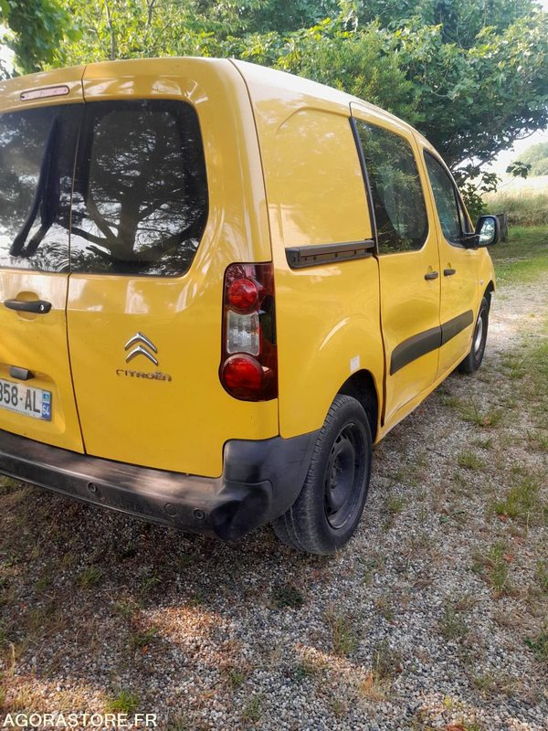 Citroën Berlingo - 2017 - 115000 KM - Malá dodávka: obrázek 4 Citroën Berlingo - 2017 - 115000 KM - Malá dodávka: obrázek 4