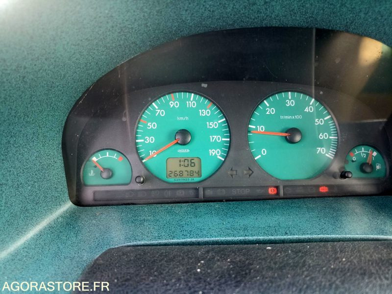 Citroën Berlingo 2L Hdi - 268784kms - 2002 - Osobní auto: obrázek 5 Citroën Berlingo 2L Hdi - 268784kms - 2002 - Osobní auto: obrázek 5