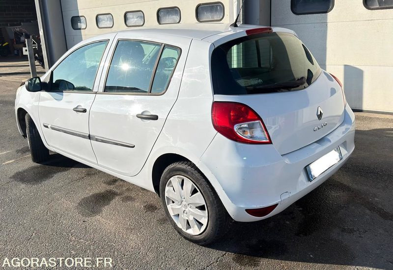 Clio III - Osobní auto: obrázek 2 Clio III - Osobní auto: obrázek 2