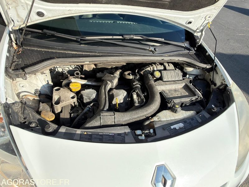 Clio III - Osobní auto: obrázek 4 Clio III - Osobní auto: obrázek 4