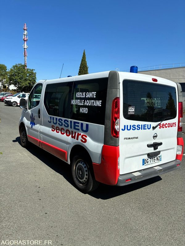 DG-715-NZ - Roulant - VASP - NISSAN PRIMASTAR - 178 174 Kms - Pohotovostní vůz: obrázek 3 DG-715-NZ - Roulant - VASP - NISSAN PRIMASTAR - 178 174 Kms - Pohotovostní vůz: obrázek 3