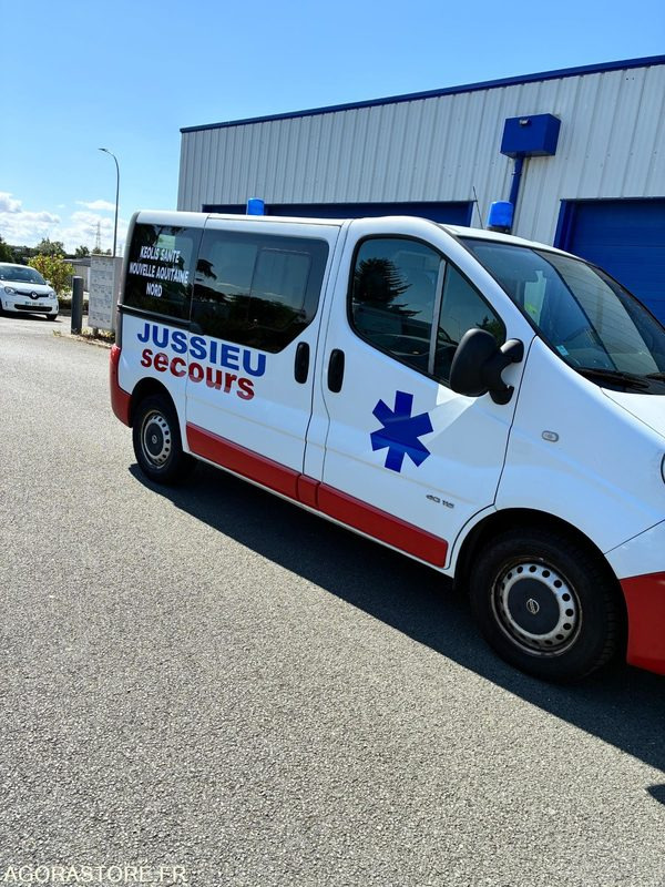 DG-715-NZ - Roulant - VASP - NISSAN PRIMASTAR - 178 174 Kms - Pohotovostní vůz: obrázek 2 DG-715-NZ - Roulant - VASP - NISSAN PRIMASTAR - 178 174 Kms - Pohotovostní vůz: obrázek 2