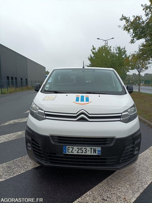 EZ-253-TN - Roulant - CITROEN JUMPY SPACE TOURER - VP - 269 763 Kms - Minibus, Mikrobus: obrázek 3 EZ-253-TN - Roulant - CITROEN JUMPY SPACE TOURER - VP - 269 763 Kms - Minibus, Mikrobus: obrázek 3