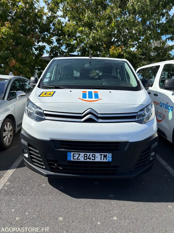 EZ-849-TM - Roulant - CITROEN JUMPY SPACE TOURER - VP - 228 499 Kms - Minibus, Mikrobus: obrázek 3 EZ-849-TM - Roulant - CITROEN JUMPY SPACE TOURER - VP - 228 499 Kms - Minibus, Mikrobus: obrázek 3