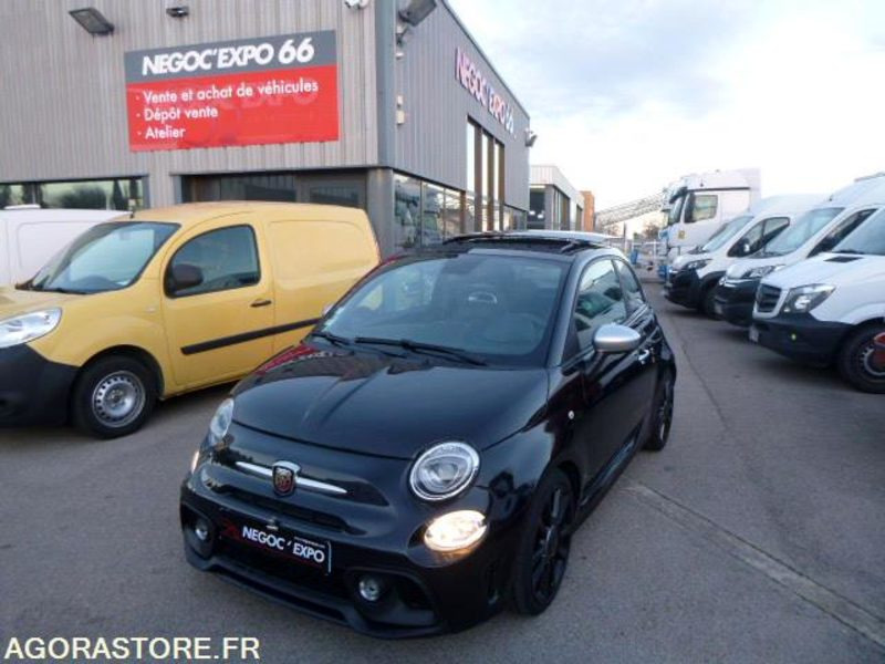 FIAT 500 Abarth 595 TURISMO - 165ch - 31043km - Osobní auto: obrázek 2 FIAT 500 Abarth 595 TURISMO - 165ch - 31043km - Osobní auto: obrázek 2