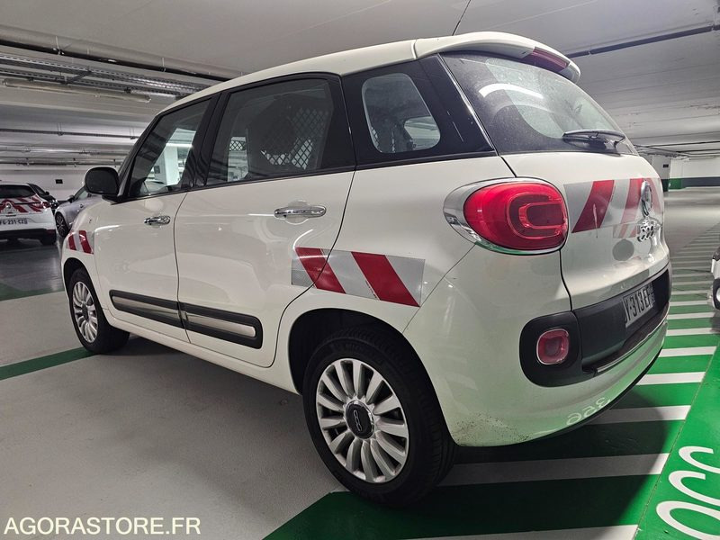 FIAT 500L - 2015 - 116569KM - DY313EF - Osobní auto: obrázek 4 FIAT 500L - 2015 - 116569KM - DY313EF - Osobní auto: obrázek 4