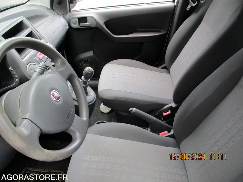 FIAT PANDA 1432 - Osobní auto: obrázek 4 FIAT PANDA 1432 - Osobní auto: obrázek 4