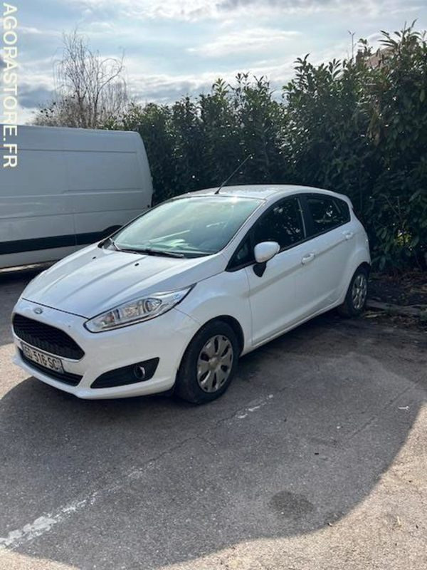 FORD FIESTA - ED-516-SC - Diesel 1.5 l - 183 000 KM - 2016 - Osobní auto: obrázek 2 FORD FIESTA - ED-516-SC - Diesel 1.5 l - 183 000 KM - 2016 - Osobní auto: obrázek 2