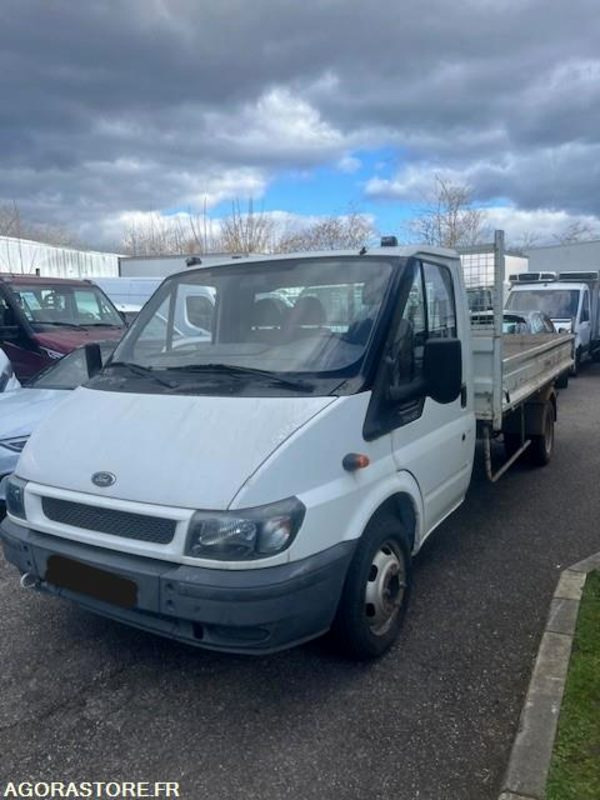 FORD TRANSIT 2.4 TD BENNE - 2002 - 204 000km - Dodávka sklápěč: obrázek 2 FORD TRANSIT 2.4 TD BENNE - 2002 - 204 000km - Dodávka sklápěč: obrázek 2