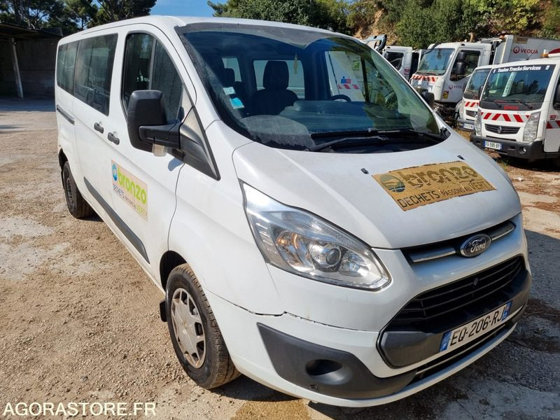 FORD TRANSIT KOMBI TREND 9 PLACES L2H1 TDCI 105CV de 2017 - 60 000KM (R3B248) - Minibus, Mikrobus: obrázek 2 FORD TRANSIT KOMBI TREND 9 PLACES L2H1 TDCI 105CV de 2017 - 60 000KM (R3B248) - Minibus, Mikrobus: obrázek 2