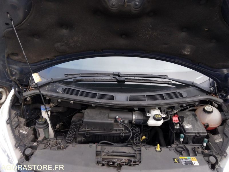 FORD - TRANSIT - Non roulant - 2015 (202 500km) - Minibus, Mikrobus: obrázek 4 FORD - TRANSIT - Non roulant - 2015 (202 500km) - Minibus, Mikrobus: obrázek 4