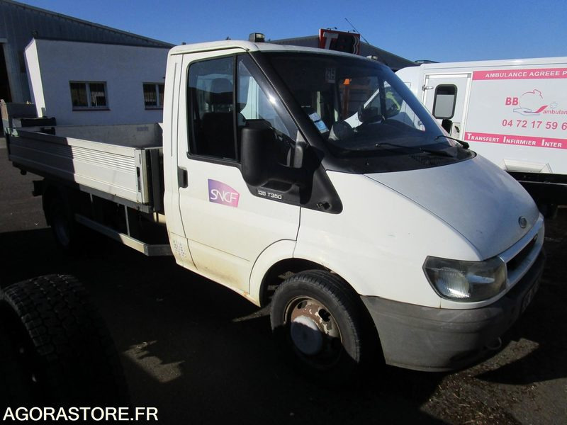 FORD TRANSIT PLATEAU BENNE / 275600 KMS / 2006 / 381 QSC 75 - Dodávka sklápěč: obrázek 2 FORD TRANSIT PLATEAU BENNE / 275600 KMS / 2006 / 381 QSC 75 - Dodávka sklápěč: obrázek 2