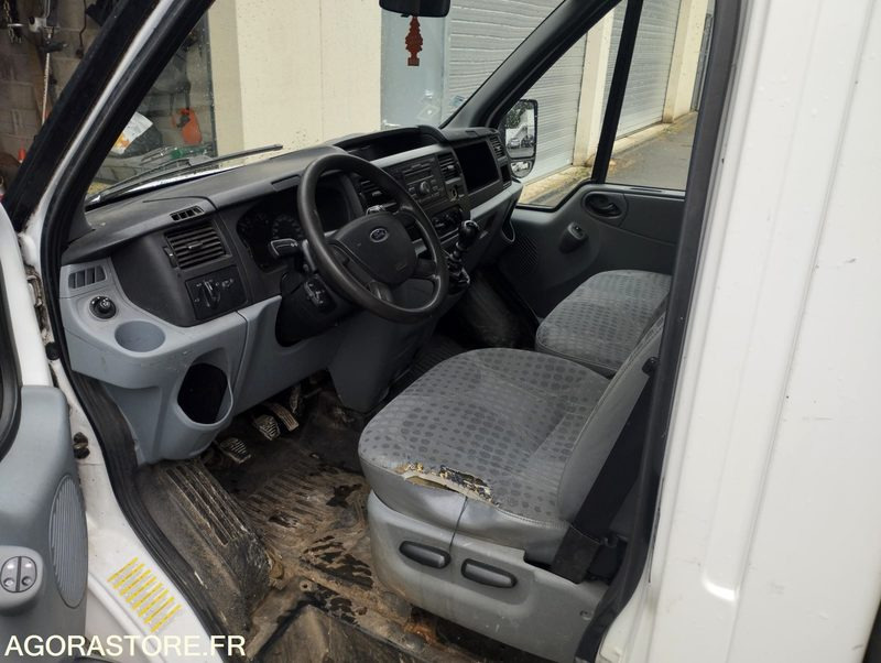 FORD TRANSIT TDCI 115 - Dodávka sklápěč: obrázek 4 FORD TRANSIT TDCI 115 - Dodávka sklápěč: obrázek 4