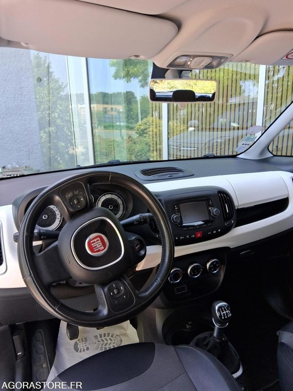 Fiat 500 L GNV POPSTAR MINISPACE DE 2016 - Osobní auto: obrázek 2 Fiat 500 L GNV POPSTAR MINISPACE DE 2016 - Osobní auto: obrázek 2